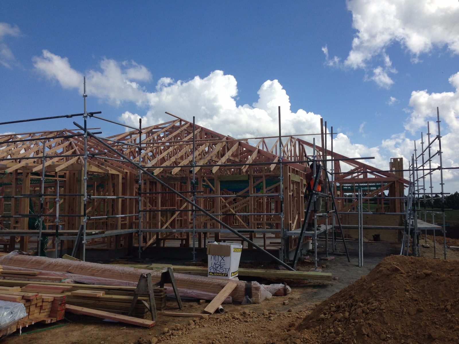 New Build Perimeter Scaffold